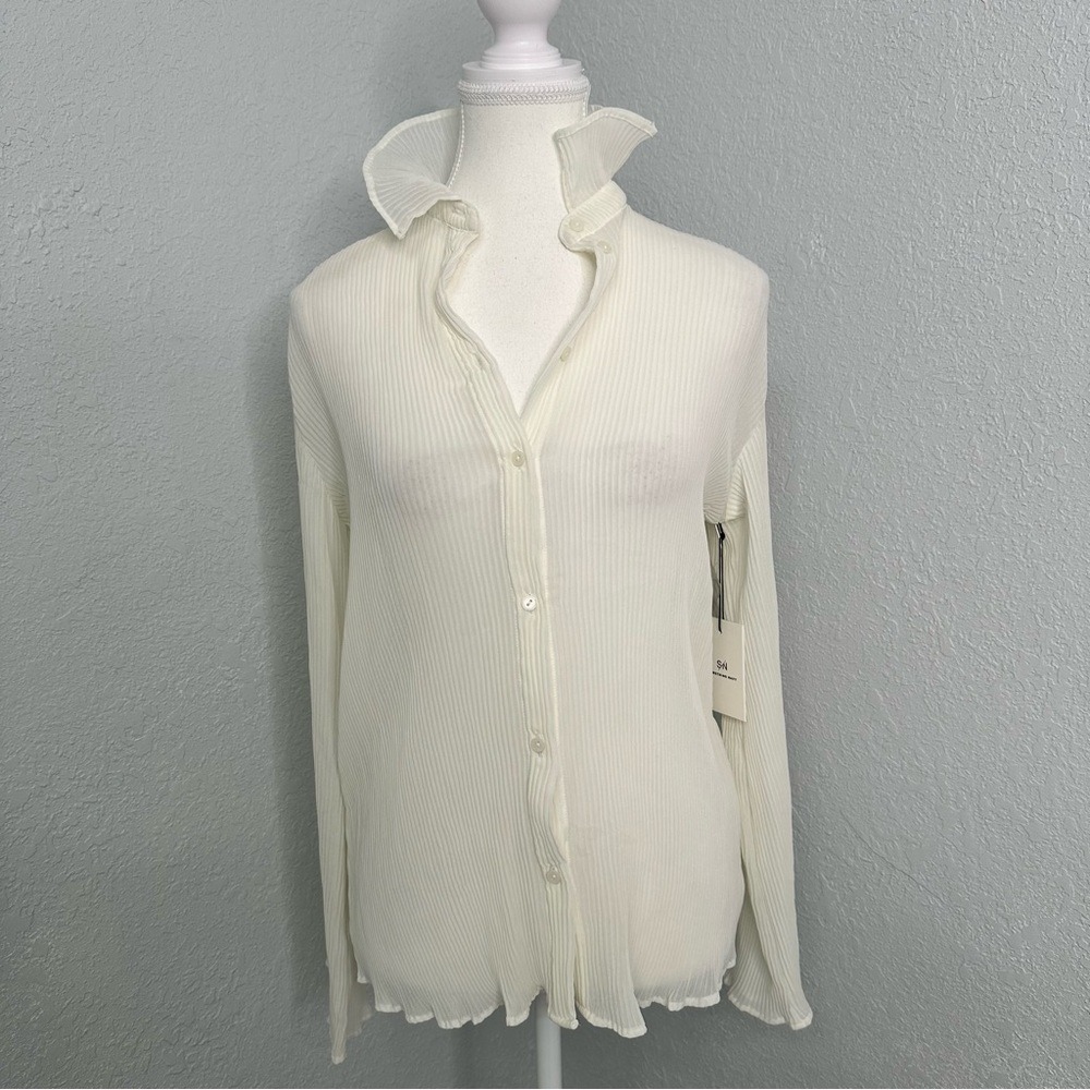SOMETHING NAVY Women's Ivory Pleated Ruffle Collar Button Up Shirt XXS